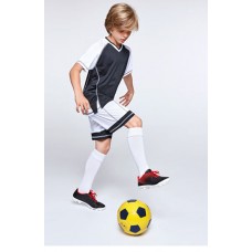 Bērnu sporta forma Nr. 224/37 (2 t-krekli un šorti) Bērnu sporta forma Nr. 224/37 (2 t-krekli un šorti)